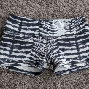 FLEO Shorts-EUC
